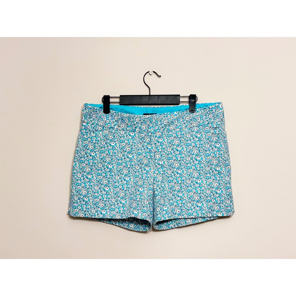 The Limited Womens Size 12 Blue Floral Tailored Shorts Y2K Preppy Coastal Chic